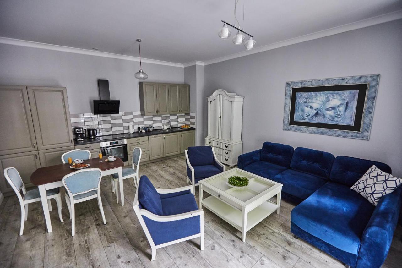 Niebieski Apartament De Lux Dla 4 Osob Chorzow Katowice Esterno foto