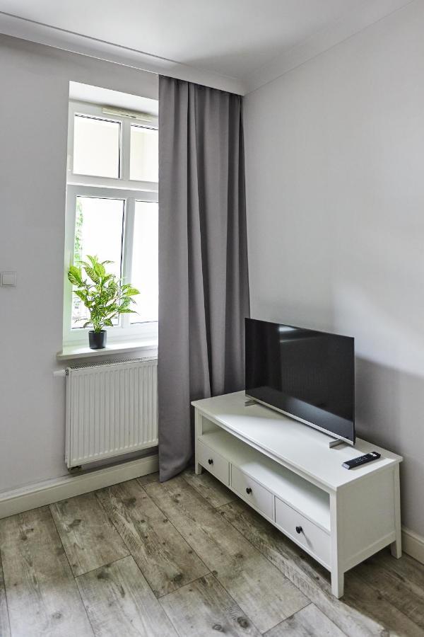 Niebieski Apartament De Lux Dla 4 Osob Chorzow Katowice Esterno foto